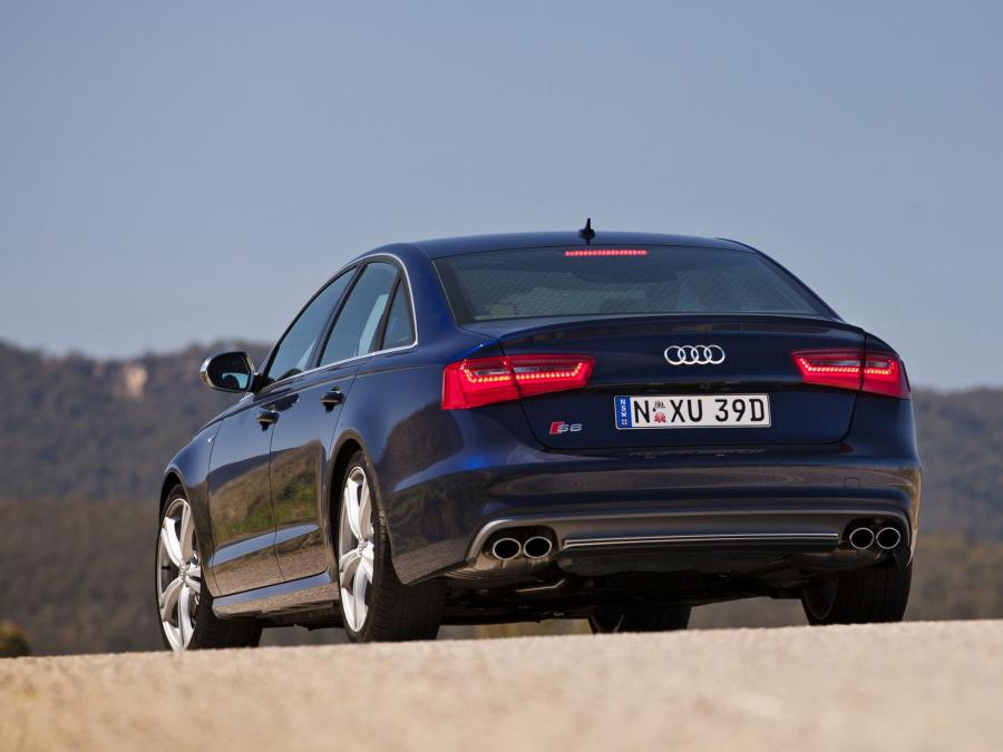  Audi S6 Sedan (4G, C7) 2012 года  (AU) (фото 4 из 9)